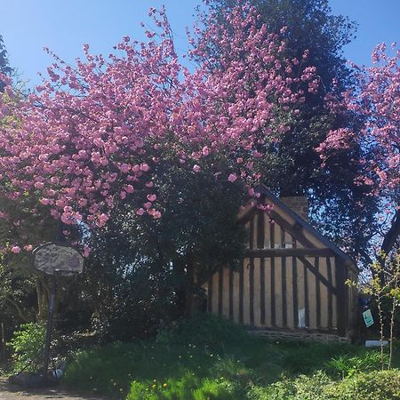 Le TeilleulFerme De La Gortiere住宿加早餐旅馆 外观 照片